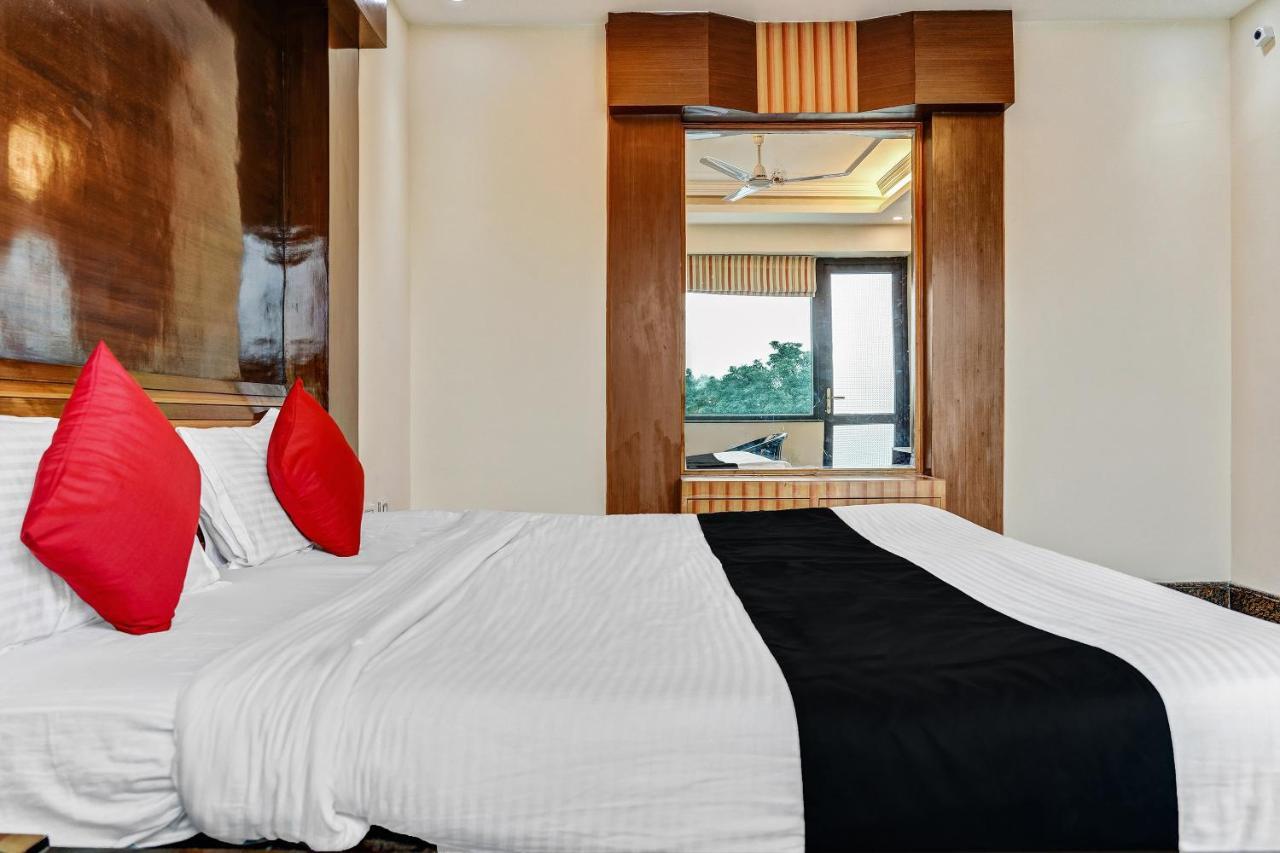 Capital O 1641 Hotel Radiance Paradise Dehradun Exterior photo